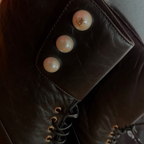 Chanel Boots Sz 9 - Picture 4 of 5